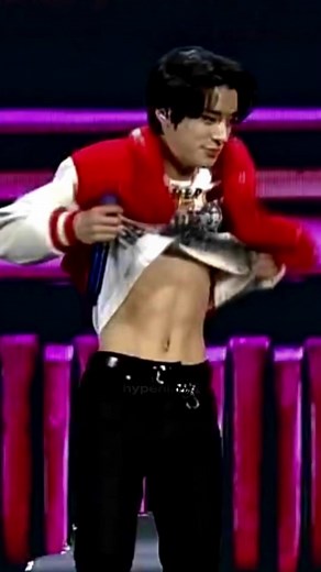 Jake from Enhypen Lifts his Shirt Up for Fans