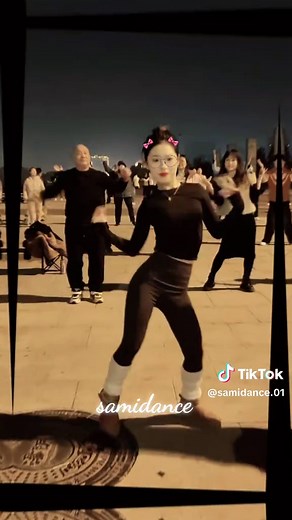 Sami Dance: Joyful Movements and Original Choreography