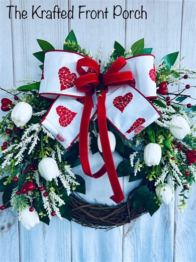 Valentine’s Day Tulip Wreath, Heart Ribbon Front Door Wreath, Spring Valentine Decor, White Tulip Wreath, Farmhouse Valentine Wreath - Etsy