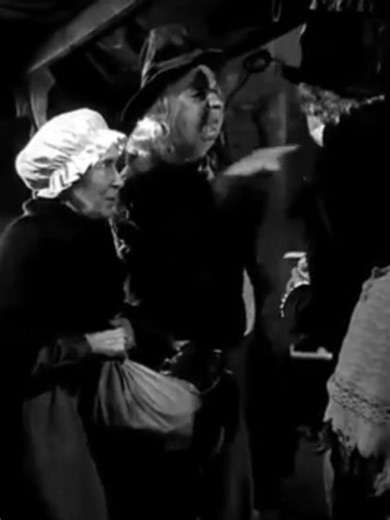 Throwback to my Scrooge (1951) review from last year! #review #christmas #classic #christmasclassic