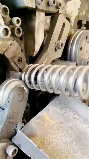 cool machine for making springs #shorts