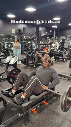 BlackFittnesss on Instagram: "Like go bench or somehing…. or better yet go to war