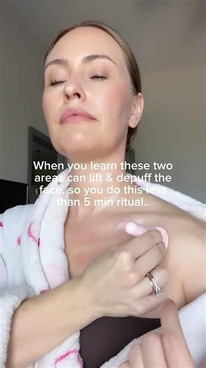 Do you know this depuff tip? 😳 Face Sculpt Massage Cupping Workout Weight Loss Lymphatic Drain
