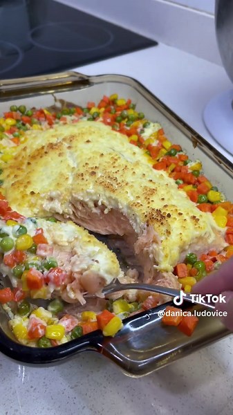 Baked Creamy Salmon Recipe - Creamy and Delicious!