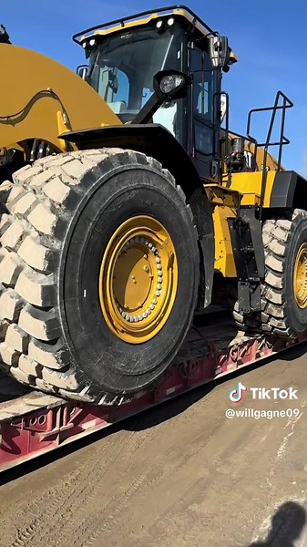 Kenworth W900: Heavy Haul Trucking Excellence