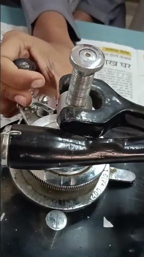 Working process of Rocking microtome (block cutting) in microtechnique #microbiology #zoology