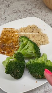 Comment COD and I’ll send you the recipe along with the links for the oil sprayer and juicer 🍋‍🟩 Easy and healthy dinner recipe. Add this fish dinner idea to your menu next week and let me know what you think. Making a healthy homemade meal doesn’t have to be overwhelming. Chili lime cod is a great fish recipe. #dinneridea #healthydinner #codrecipe #fishdinner | In Jamie's Kitchen