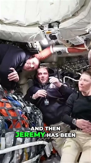 How NASA Astronauts Sleep in Zero Gravity! #space #artemisii