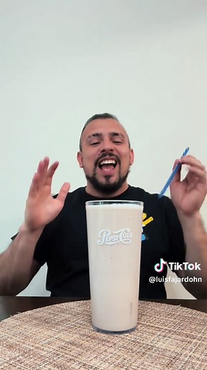 Replying to @La Pantera🐈‍⬛🚀 heeeeey vo jajajajajajajaja Pepsi con leche 🤣🤣🤣🤣