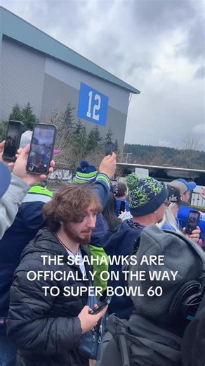 12’s sent the Seahawks off to the Super Bowl in an epic way as the team departed the VMAC in buses headed to the airport! #seahawks #seattle #SuperBowl #fyp #sports | Madeline Carter