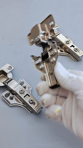 🔩 Two Ways Normal / Hydraulic Clip-on Hinge with Hook — Durable, Stable & Easy to Install Looking for reliable hinges for cabinet, furniture or OEM projects? Our Two-Way Clip-on Hinge with Hook offers both normal and hydraulic soft-closing options to fit different market needs. ✔ Key Features: 🔧 Clip-on design — quick installation & removal 🛡 Hook structure — stronger grip, stable connection 🚪 Two options — Normal / Hydraulic soft-close 🏭 Suitable for kitchen cabinets, wardrobes, furniture 