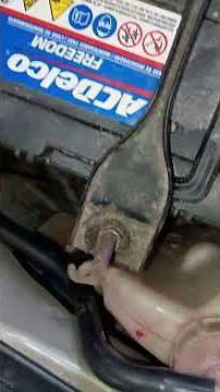 How to change headlight bulbs on a Honda Civic!