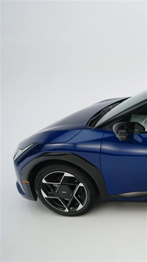 Fini les soucis d’autonomie avec la toute nouvelle Kia EV4. Ne manquez pas la présentation complète le 13 février sur notre chaîne YouTube. https://youtu.be/VG9-kXFWr0E | Kia Canada