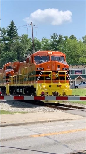 Orange Locomotives & Train Horn Salute In Ohio. Indiana & Ohio Railway Except.......JawTooth Shorts