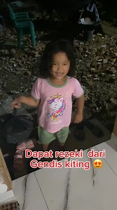168K views · 2.6K reactions | Gendis pengertian banget  #vidiolucu | Mbak Pipit | Facebook
