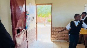 Students successfully attempt the Mannequin Challenge to prank their math teacher