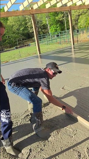 how to make the the concrete smooth