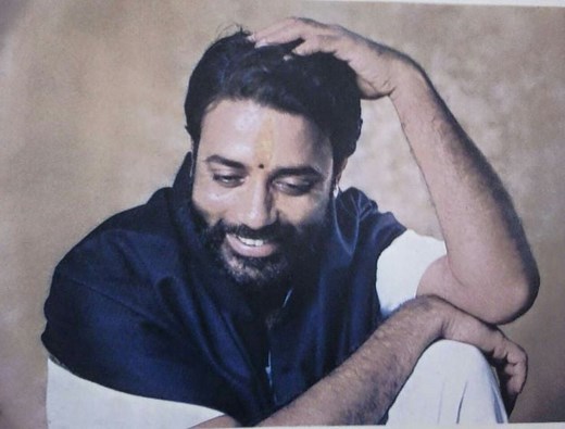 Morari Bapu Age, Caste, Wife, Children, Family, Biography » StarsUnfolded