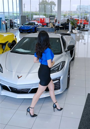 Enjoy the driver-focused cockpit of the Corvette E-Ray, featuring premium leather seating and advanced infotainment. Check it out at Camino Real Chevy today