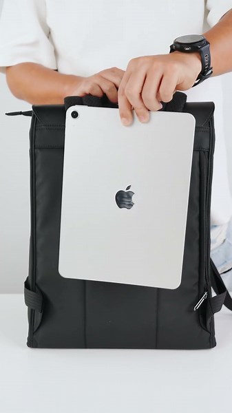 The Ultimate College Backpack? (A Full Semester Review)