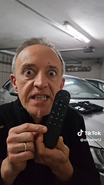 Master, un karaoke para ir con amigos en coche!. #karaoke #rock #cantante #singer #microfono