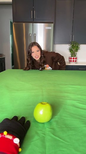 Troubleshooting Green Screen Issues With Apple on Video