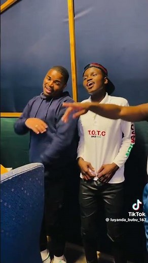 Jikijiki - Uqamba Amanga feat Mnotho Majola & Shenge