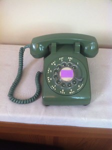 Turn An Old Rotary Phone Into An MP3 Player #piday #raspberrypi @Raspberry_Pi