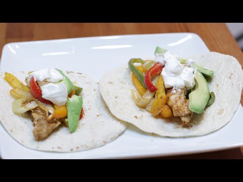 How to make Fajitas | Easy Sheet Pan Chicken Fajitas Recipe