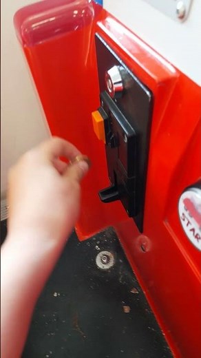 Northern leisure Standard Peppa Pig Car Kiddie Ride (Fail)