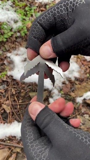 Portable Survival Grappling Hook Wallet Edition #outdoorskills #camping #grapplinghook #emergency