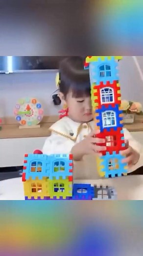 🧱 Build Your Own Colorful City! ✨ 👉olozod.com/products/blocksytown™-build-your-own-magnetic-city-320-pieces ✅ Build Big, Dream Big: 320 large, easy-to-connect blocks, plus windows & doors to build entire cities. ✅ Fun STEM Learning: A hands-on way to develop your child's spatial skills, motor control, and imagination. ✅ Safe, Durable & Tidy: Made from non-toxic, child-safe ABS plastic & includes a handy storage bag for easy cleanup. | Olozod