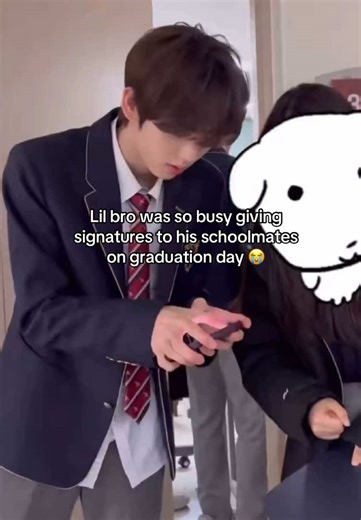 한유진의 졸업 날, 의미 있는 순간들