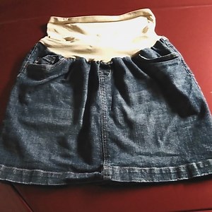 Indigo Blue women’s Maternity denim skirt XL
