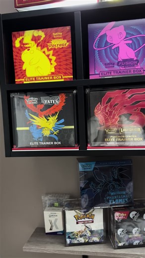 Exploring the Pokémon TCG Elite Trainer Box Collection