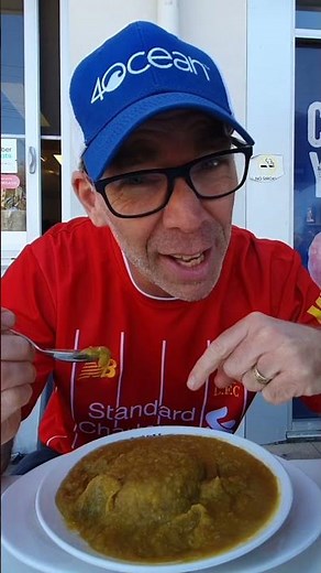 What's a pie floater? It's South Australian delicacy! #shorts