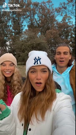 Kevin and Delfi's Relationship Explained | Valen's Boyfriend Revealed