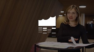 Wie ging das nochmal? Der diesjährige »Rising Star« Diana Tishchenko zeigt, wie ein Konzertbesuch abläuft. Von der Auswahl der Veranstaltung, über das Ankommen im Konzerthaus und das Erleben der Musik: »Gemeinsam etwas erleben, die gleichen Vibrationen im Konzertsaal spüren und zusammen eine Geschichte erfahren.« ___ Hier könnt ihr das Konzert der Violonistin anhören 👉bit.ly/Tishchenko_Stream | Elbphilharmonie Hamburg