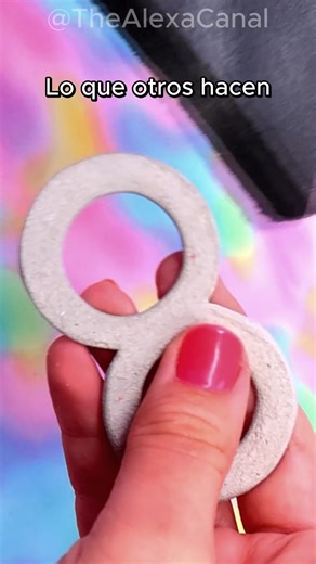 Tutoriales para sentirte inútil — Parte 2: El pop it que hace meh! | Alexa C