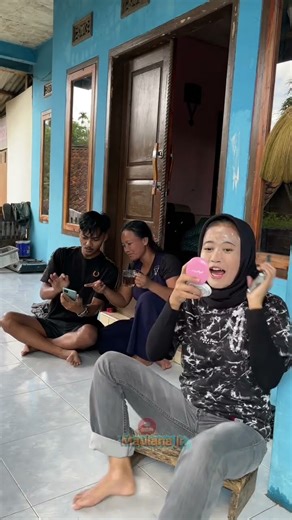 PRANK MONTAGE🥶😂