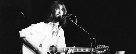Dan Fogelberg’s First Top 40 Hit Received a Boost From an Eagle in Waiting