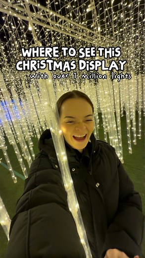 Went to @glowlangley expecting some cute lights… came out basically Buddy the Elf on a sugar high. Whatever video you see of this place, I promise it won’t do it justice. This place is beyond magical, massive and the details are insane. Did I mention they use over 1 MILLION lights??? Also, pro tip for you: they’re selling poinsettias at the door with prices you won’t see anywhere else. (Like… 2 for $5 kinda prices) I was at the grocery store and they were selling them for $27 each. So that alone