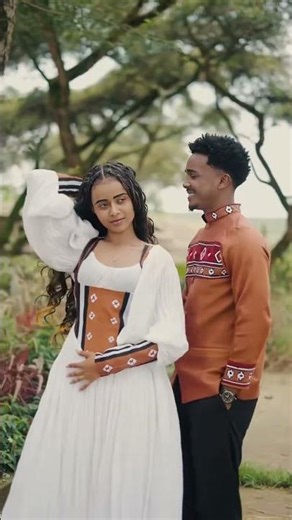 New Oromo music #ethiopiabuna #oromoculture #habesha #oromomusic #oromopeople #concert #musicoromo