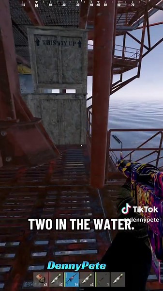 Rust for beginners. Rule number 1 is always W your comms to win! #rust #rustclips #rustgame #rustconsole #rustgameplay @Hinote/-\\Gaming @Redbeard🤘🏻 @Fishingislife @Sunnysquare