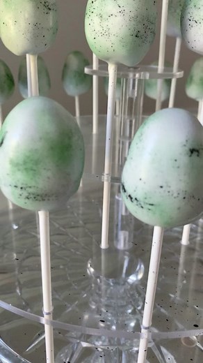 Dinosaur Egg Cake Pops Tutorial