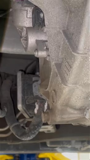 2015 GMC Yukon Denali Transfer Case Fluid Exchange #transfercase | Harley Gibson