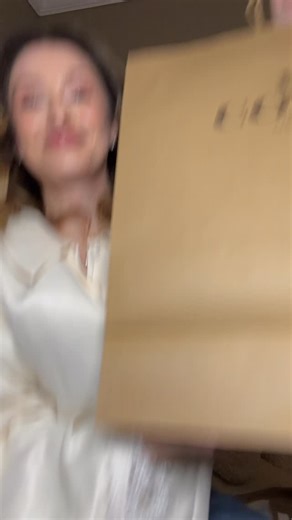 The bag so nice, I bought it twice 😍 Comment BAG & I’ll dm you the link! 🧡 had to grab the Coach Brooklyn 28 in this color. I have been thinking about it everyday since it came out 😅 This is the Brooklyn 28 in the color toffee and it is such a stunning color! I kept talking about it all the time so my husband surprised me with it 😍 Coach bags Coach Brooklyn bag Coach bag Comment BAG below to receive a DM with the link to this post on my LTK ⬇ https://liketk.it/5Io1r #coachbag #coachbrooklyn 