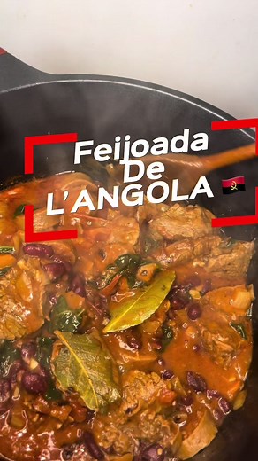 Recette traditionnelle de feijoada angolaise avec une touche de cap vert | Préparez ce plat délicieux aujourd'hui !