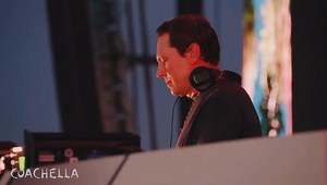 Tiësto Live at Coachella 2025 - Quasar Stage WATCH 👀🎧🤘🔥 🆔 Moderat - MORE LOVE (&ME & Rampa Remix / Tiesto Remix) [KEINEMUSIK] Link to the full set: https://youtu.be/9FcaUhySrbA?si=636GRT98Xh1u_2Ab #tiesto #Coachella2025 #EDM | One Tribal Events
