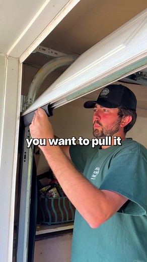 Our technician Jon came out to replace a homeowner’s bottom rubber – but here’s the WOW part: it’s actually something you can do yourself! Jon walks you through it step by step so you’ll be ready the next time. Sometimes the smallest fix can make the biggest WOW difference! #garagedoor #garagedoors #garagedoorrepair #diy #doityourself #homediy #easydiy
